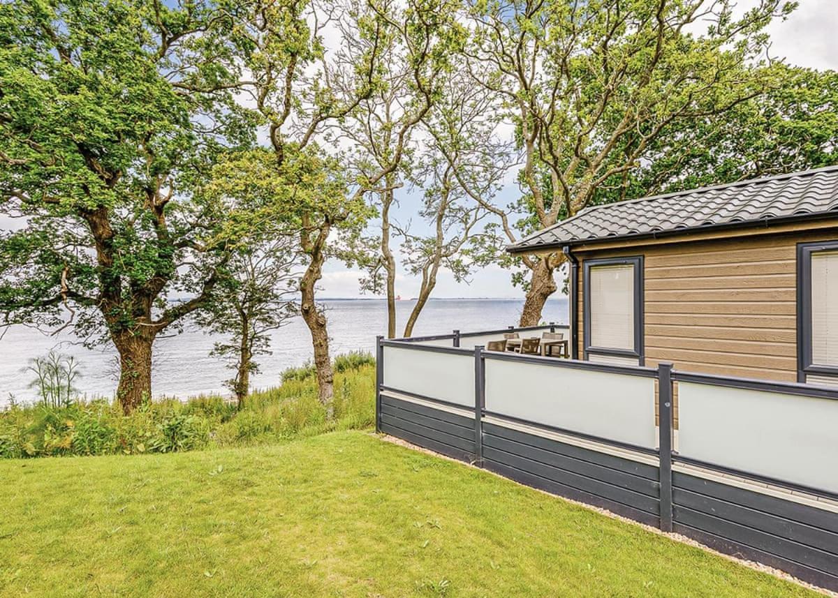 Woodside Coastal Retreat Hotel Fishbourne  Bagian luar foto
