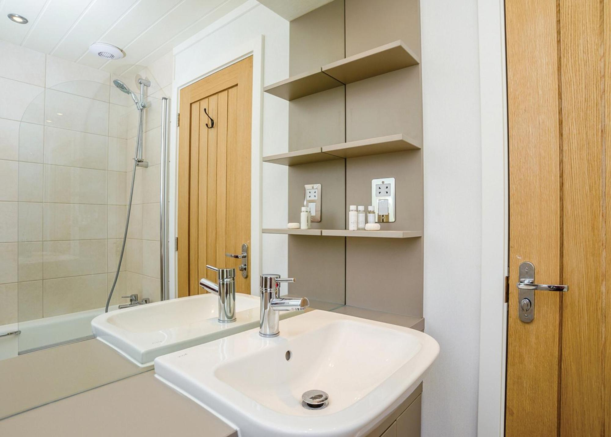 Woodside Coastal Retreat Hotel Fishbourne  Ruang foto